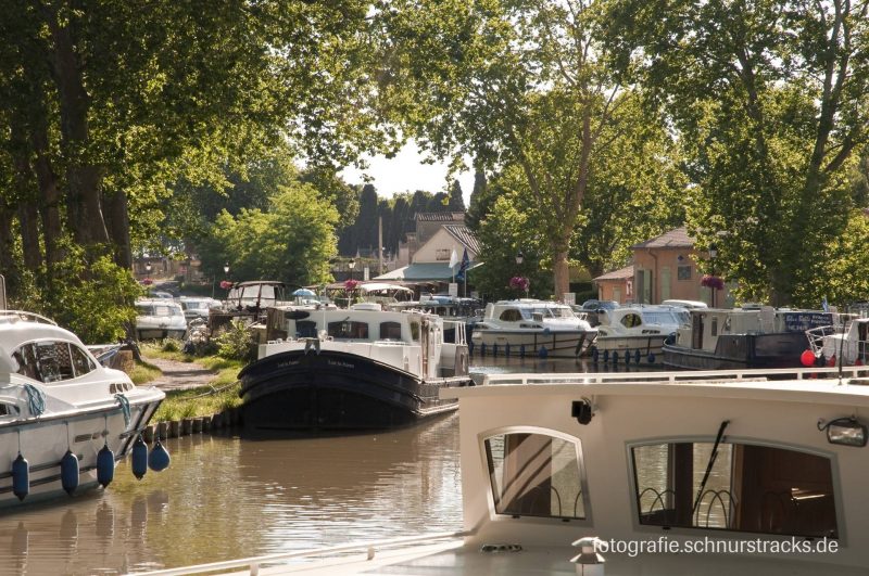 Hausboot Anlegestelle Capestang am Canal du Midi #668