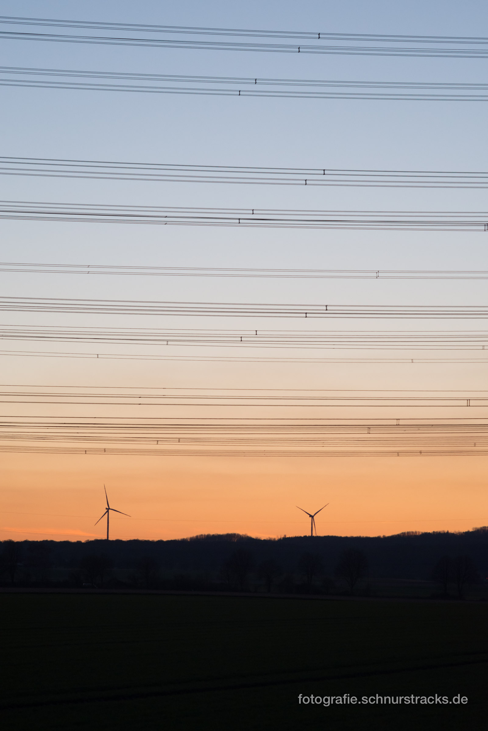 Übertragungsnetz und Windstromerzeugung