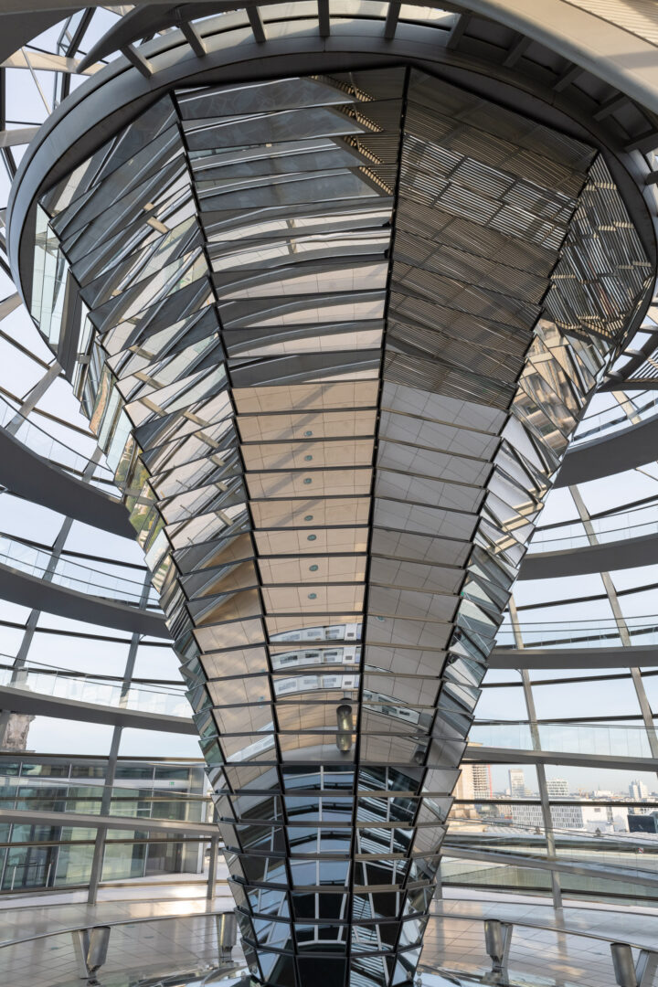 Reichstagskuppel Lichtumlenkelement