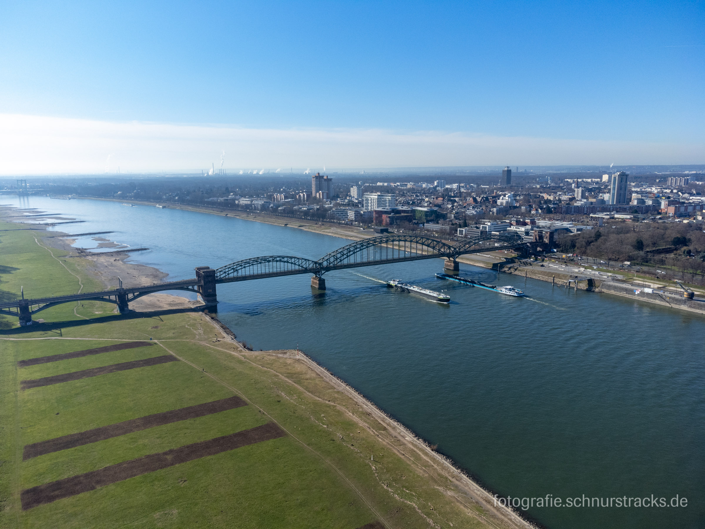 üdbrücke Köln Luftbild – über den Poller Wiesen – #220318-0032