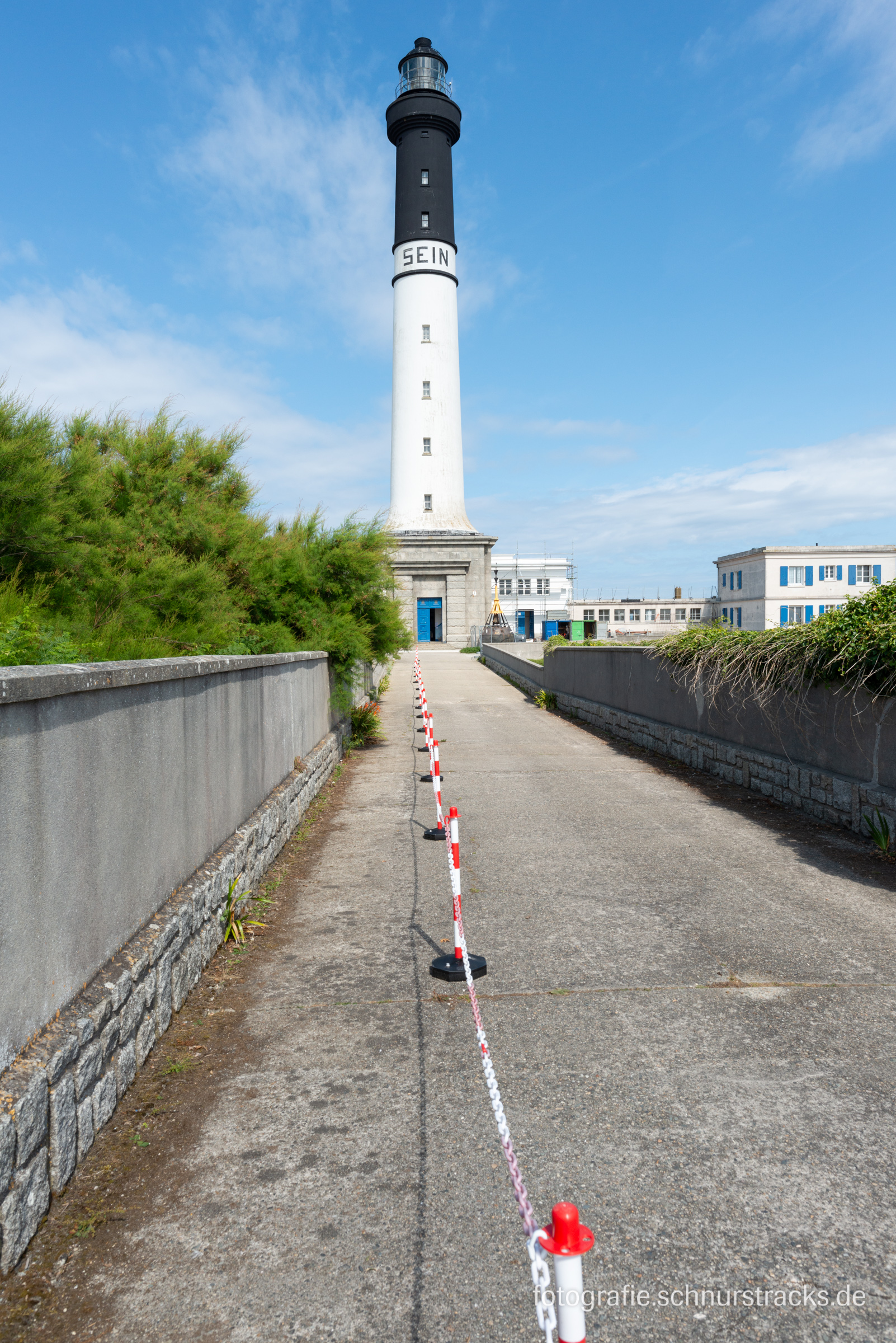 Grand phare de l'île de Sein #230706-5726