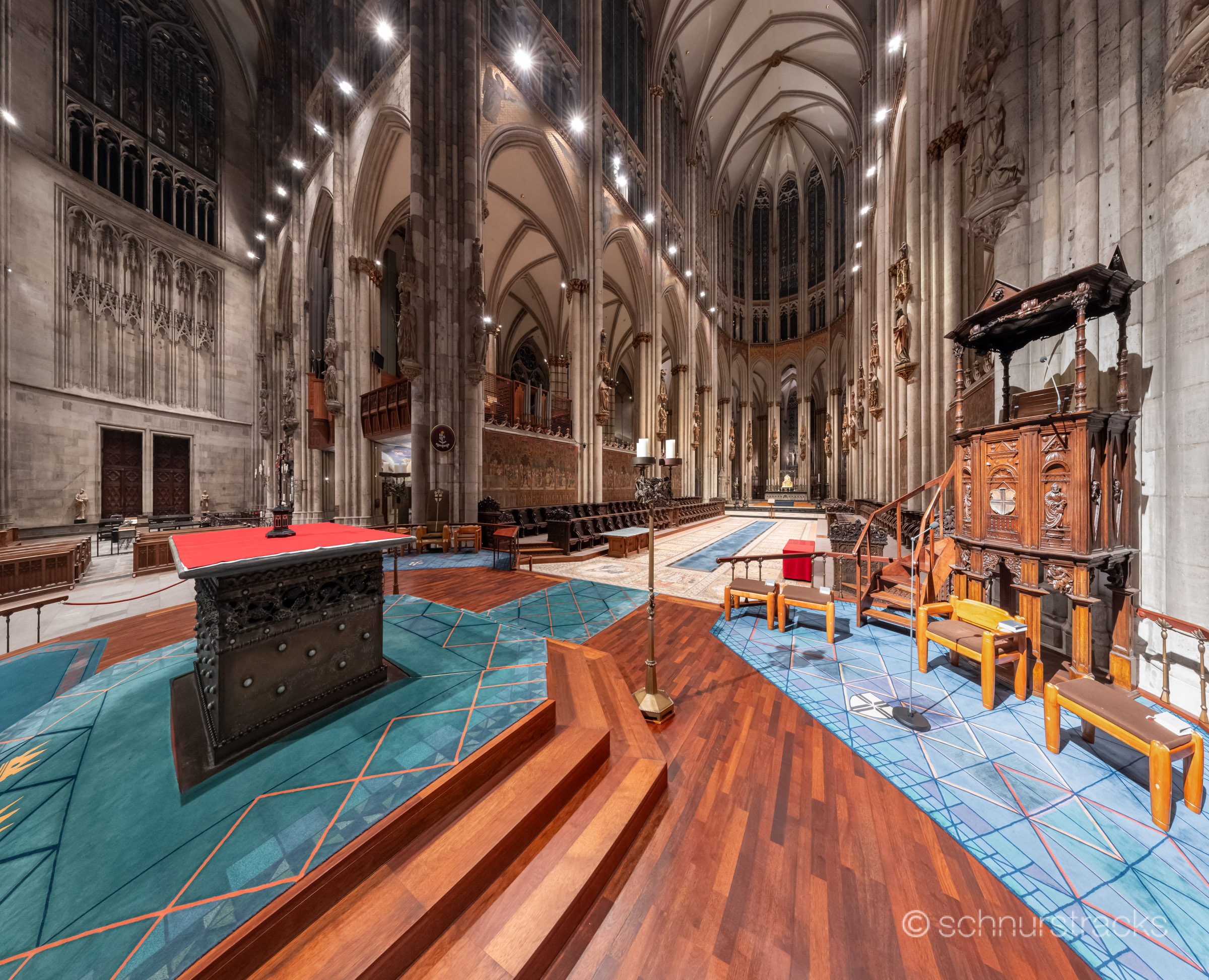 Hauptaltar im Kölner Dom